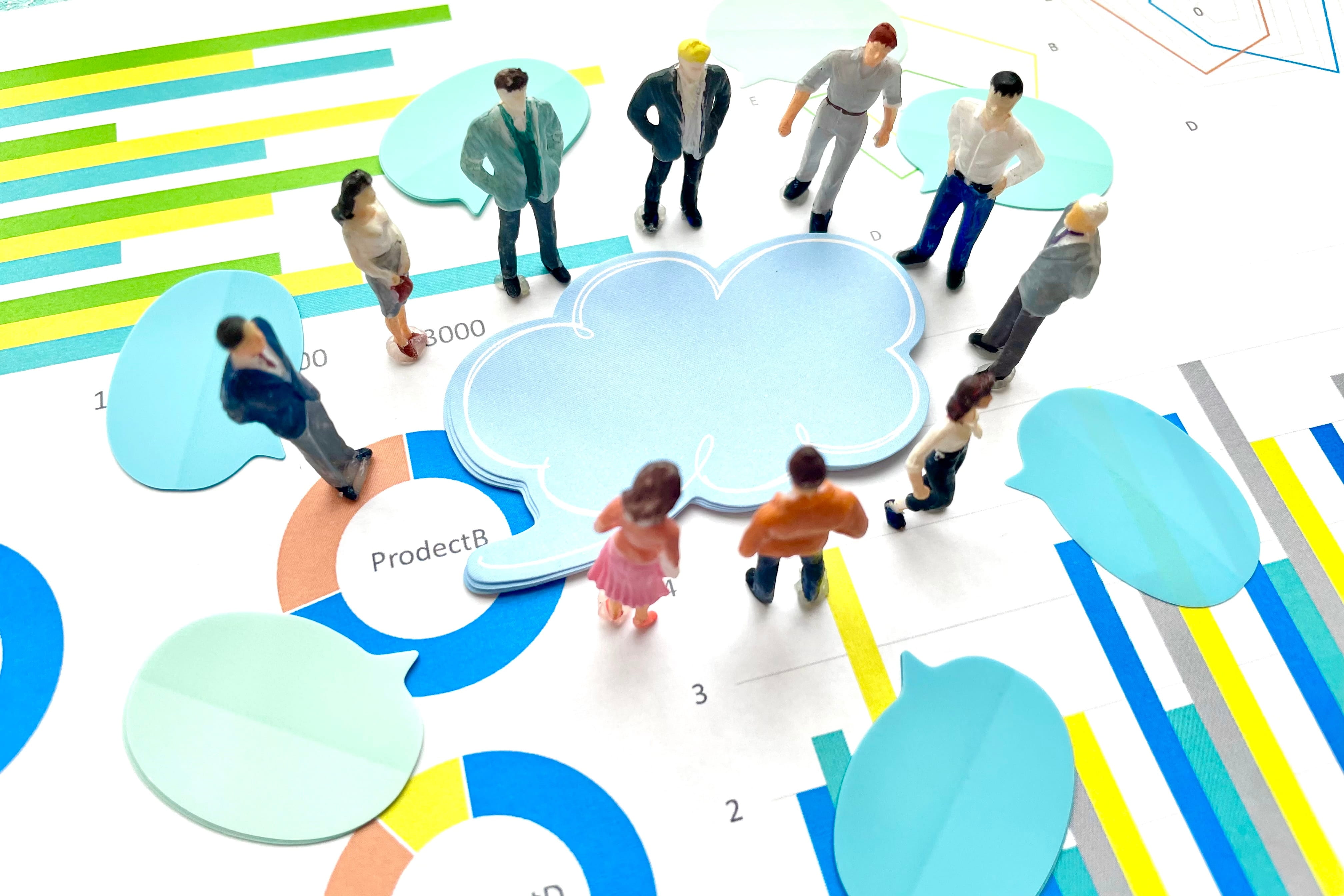 スタッフと利用者が向き合う相談の様子